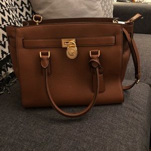 Michael Kors Hamilton Traveler Large
